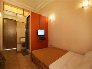 O2 Wellness Club Hotel Пюн Екстериор снимка